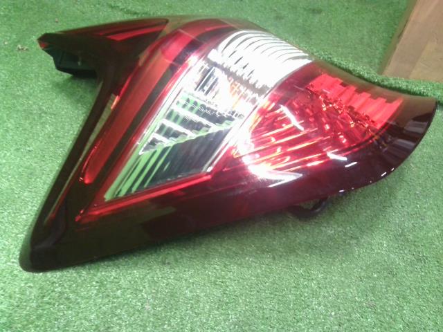 ノート　ニスモ　DAA-HE12 左右テールランプ テールライト　LED　イチコ　D202　26555-5WK0A 自社品番250170