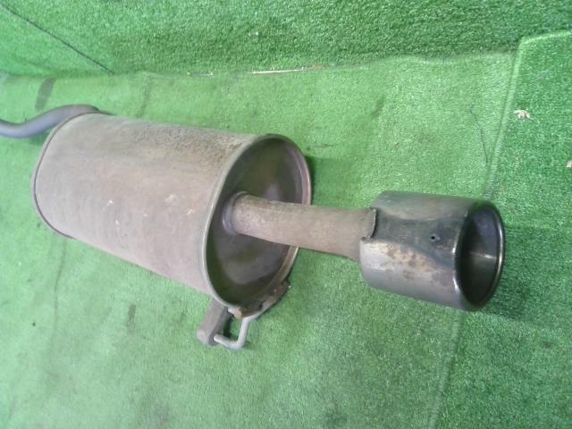 ノート　ニスモ　DAA-HE12 リアマフラー Ｒマフラー　リヤマフラー　20100-1A25A FUTABA　20100 5WKOB　日産純正　自社品番250170