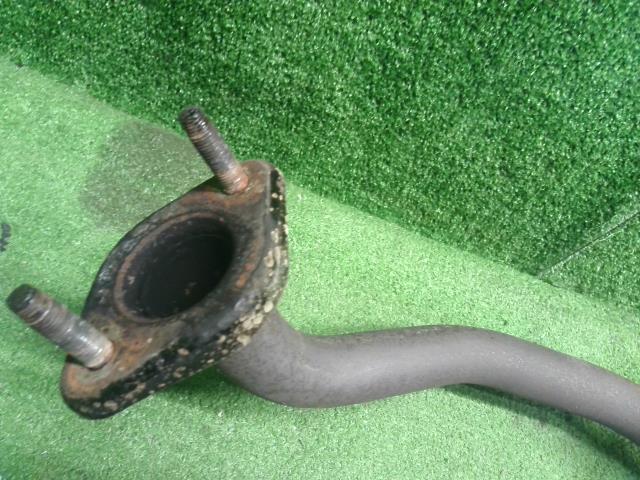 ノート　ニスモ　DAA-HE12 リアマフラー Ｒマフラー　リヤマフラー　20100-1A25A FUTABA　20100 5WKOB　日産純正　自社品番250170