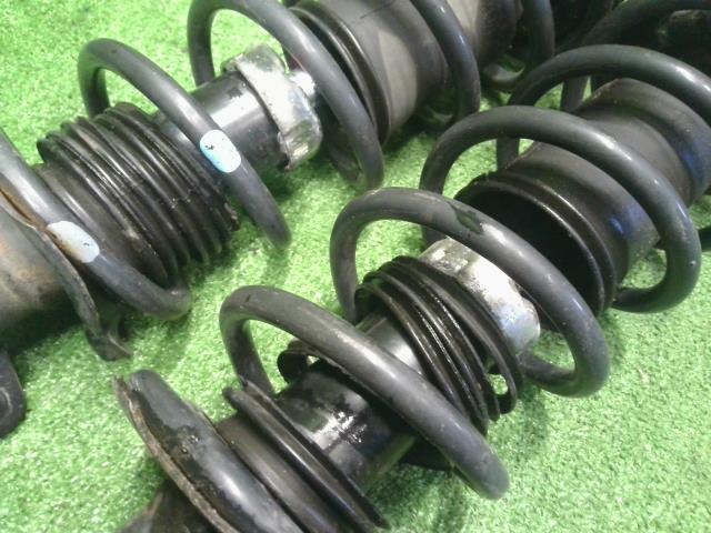 ノート　ニスモ　DAA-HE12 左右フロントストラット　リアショック　(1台分)　　スプリング　 E4303-1A14E　 54302 1A14E　自社品番250170