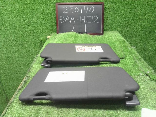 ノート　ニスモ　DAA-HE12 左右　サンバイザー 運転席側　助手席側　96400-8A47A 自社品番250170