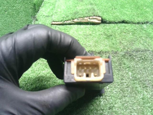 エブリィ V-DF51V ドアロックスイッチ  自社品番250171