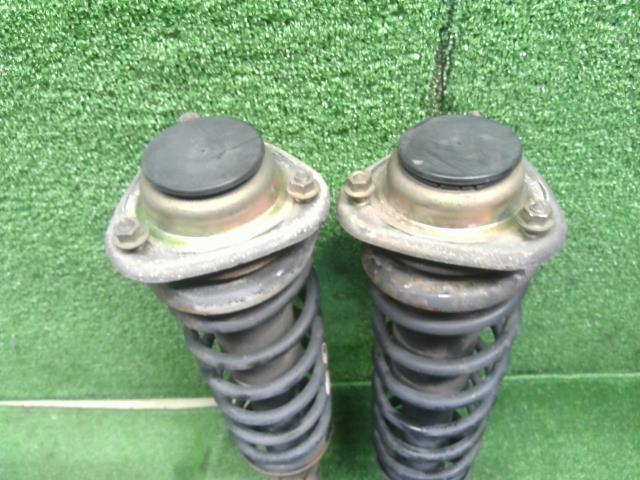 パジェロミニ E-H56A フロントストラット左右　スプリング　バネ　運転席側　助手席側 MR151190 自社品番250174