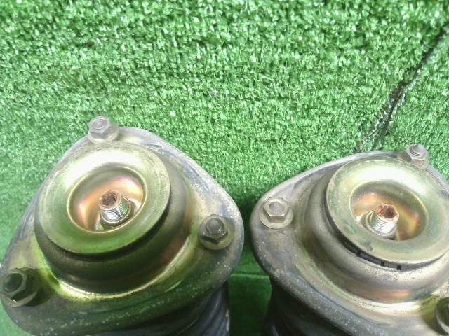 パジェロミニ E-H56A フロントストラット左右　スプリング　バネ　運転席側　助手席側 MR151190 自社品番250174