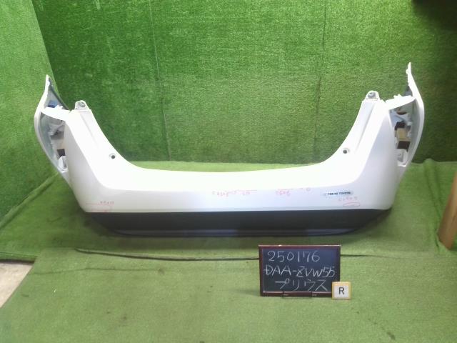 プリウス DAA-ZVW55 リアバンパー　 52159-47110-A0 自社品番250176