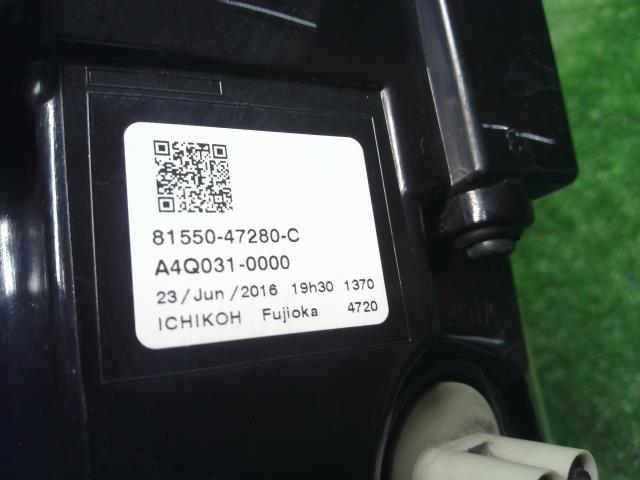 プリウス DAA-ZVW55 右テールランプ 右テールライト　上側　イチコ4720　81551-47280 自社品番250176