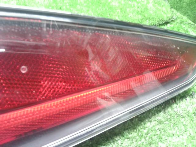 プリウス DAA-ZVW55 右テールランプ 右テールライト下側　イチコ4722　81581-47020 自社品番250176