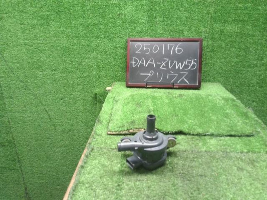 プリウス DAA-ZVW55 インバーター用ウォーターポンプ G9040-47040 自社品番250176