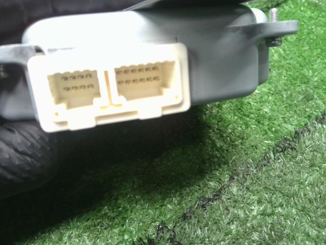 【中古】プリウス DAA-ZVW55 ボルテージセンサー 89892-47050 自社品番250176 040