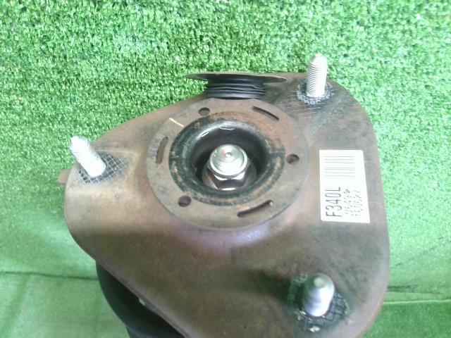 プリウス DAA-ZVW55 左フロント　ストラット　ショック　スプリング　ハブナックル　キャリパー　 48520-80493 自社品番250176