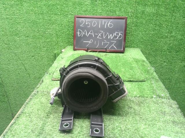 プリウス DAA-ZVW55 HVバッテリー用電動ファン G9230-47080 自社品番250176