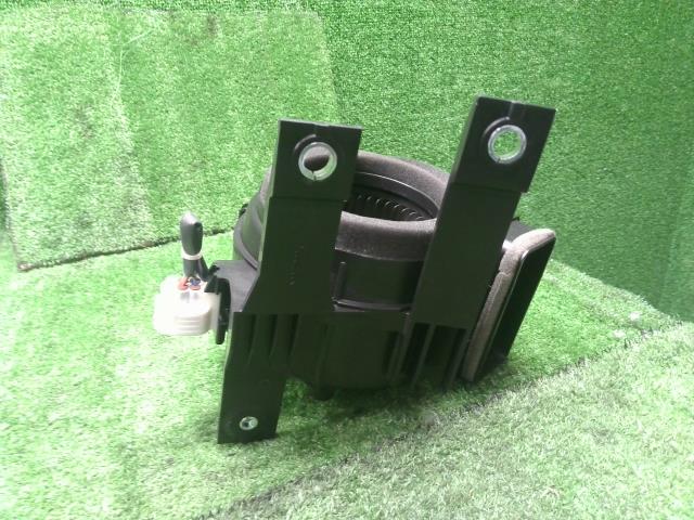 プリウス DAA-ZVW55 HVバッテリー用電動ファン G9230-47080 自社品番250176