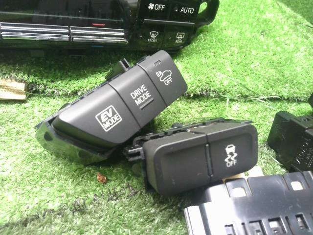 プリウス DAA-ZVW55 エアコンスイッチ ACスイッチ,ハザードスイッチ,IGスイッチセット　55900-47200 自社品番250176