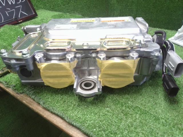 プリウス DAA-ZVW55 HVモーターコントロールインバーター G92B0-47010 自社品番250176