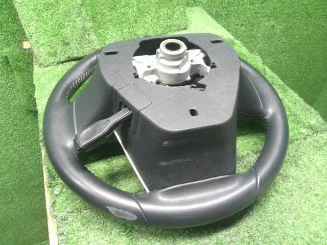 プリウス DAA-ZVW55 ステアリングホイール ハンドル　ホーンパッド 45100-47250-C0 自社品番250176　インフレータ欠品