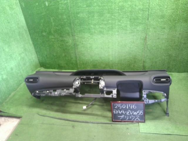 プリウス DAA-ZVW55 インストルメントパネル ダッシュボード上側　55302-47140-C1 自社品番250176