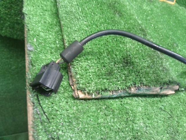 NV200バネット DBF-VM20 ABSセンサー 左フロント用　助手席側　47910-JX00B 自社品番250177