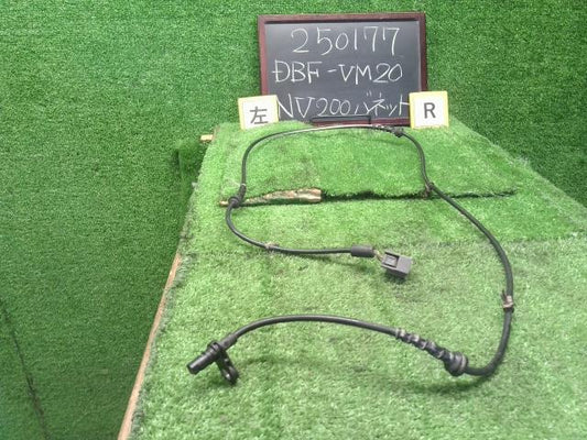 NV200バネット DBF-VM20 ABSセンサー 左リア用　47901-JX00A 自社品番250177