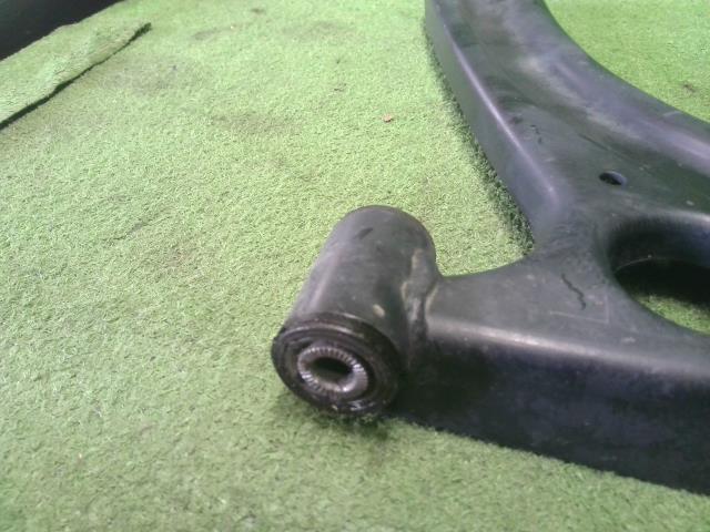 スクラム ABA-DG64W 左フロントロアアーム 左Fロアアーム 助手席側 1A06-34-350C 自社品番250178