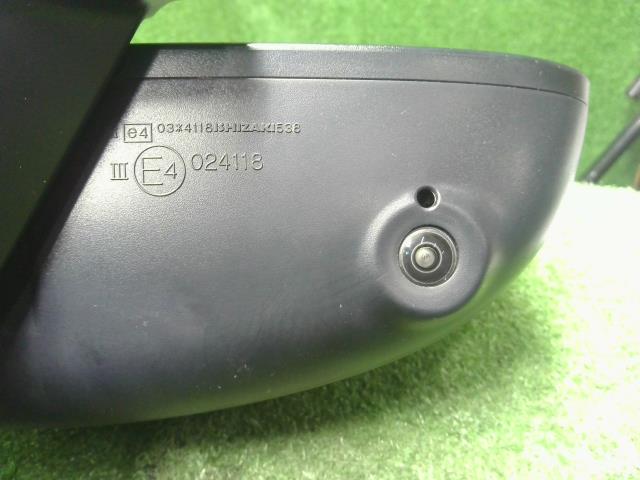 【中古】サクラ ZAA-B6AW 右ドアミラー サイドミラー  自社品番250191 U17D32