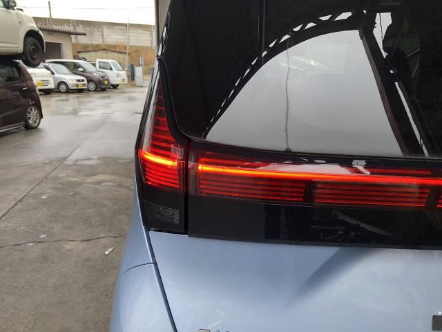 【中古】サクラ ZAA-B6AW 左テールランプ  自社品番250191 U17D32