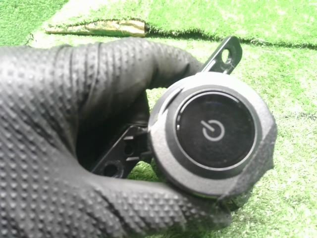 【中古】サクラ ZAA-B6AW イグニッションスイッチ プッシュ エンジンスタート  自社品番250191 U17D32