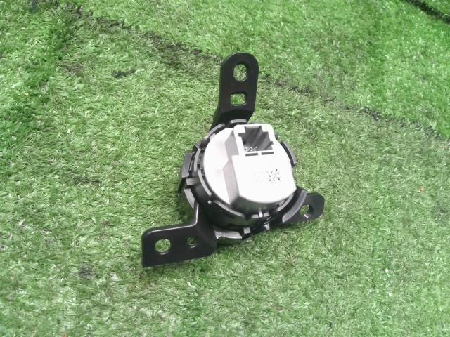 【中古】サクラ ZAA-B6AW イグニッションスイッチ プッシュ エンジンスタート  自社品番250191 U17D32