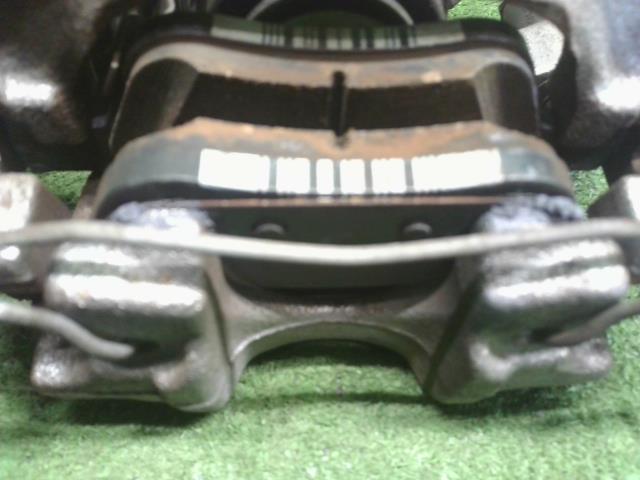 【中古】フィット 6BA-GR2 左リアキャリパー 43021-TZD-J01 自社品番250195 R565M