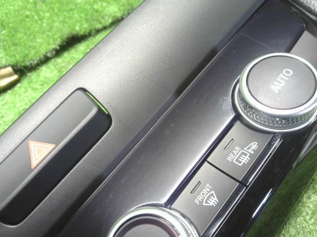 【中古】フィット 6BA-GR2 エアコン AC スイッチパネル 79610-TZD-J52ZA 自社品番250195 R565M