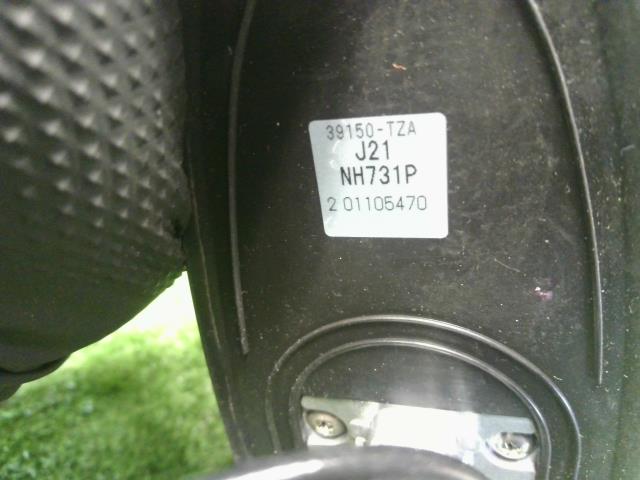 【中古】フィット 6BA-GR2 アンテナ 39150-TZA-J21ZA 自社品番250195 R565M