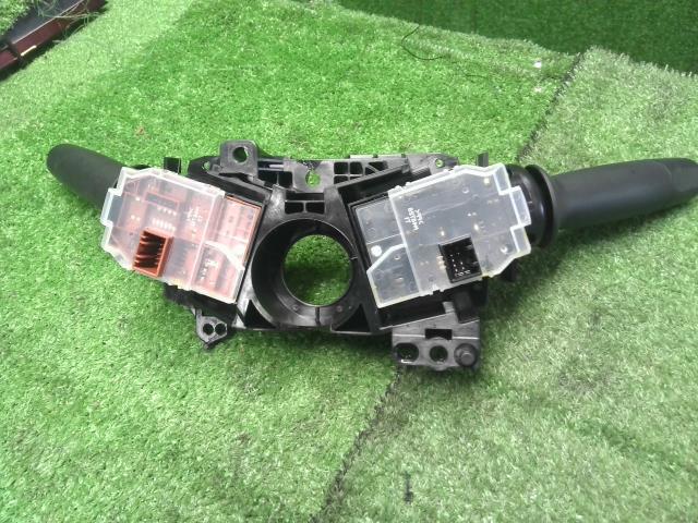 【中古】フィット 6BA-GR2 ディマー コンビネーションスイッチ 35255-TDK-J01,35256-TXA-J41 自社品番250195 R565M