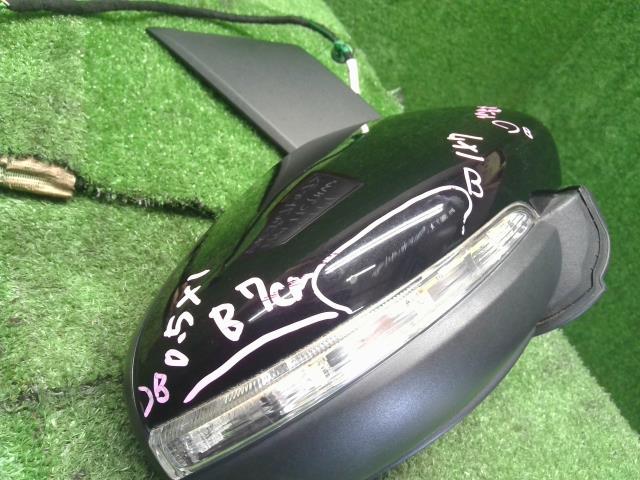 【中古】VW ゴルフトゥーラン DBA-1TCTHW 右ドアミラー サイドミラー 1T2857508AF 自社品番250197