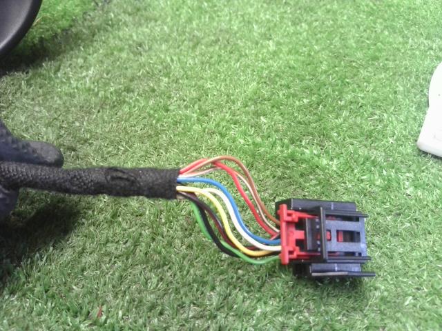 【中古】VW ゴルフトゥーラン DBA-1TCTHW 右ドアミラー サイドミラー 1T2857508AF 自社品番250197