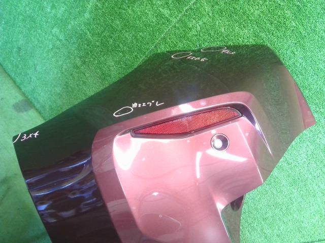 【中古】オーラ 6AA-FE13 リアバンパー  自社品番250199 NBQ