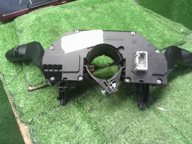 【中古】オーラ 6AA-FE13 ディマー コンビネーションスイッチ  自社品番250199 NBQ