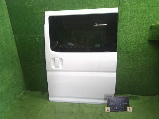 【中古】ハイゼット 3BD-S710V 左リア スライドドア 67004-B5280 自社品番250207 W25