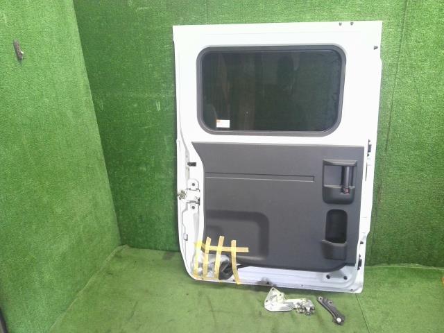 【中古】ハイゼット 3BD-S710V 左リア スライドドア 67004-B5280 自社品番250207 W25
