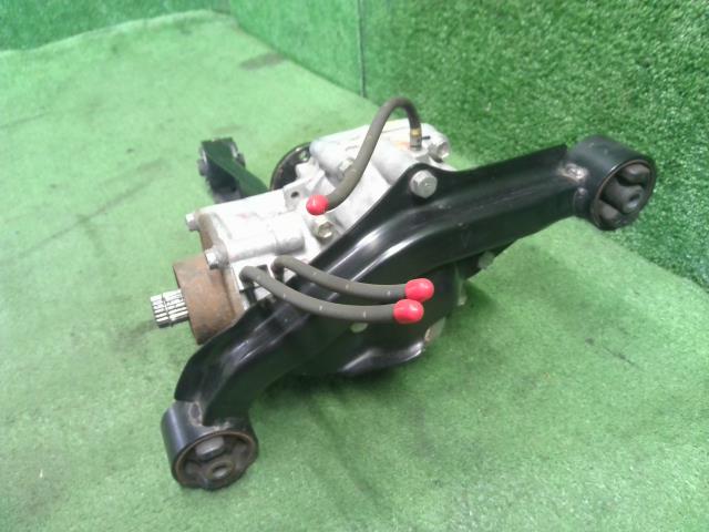 【中古】ハイゼット 3BD-S710V フロントリジットデフ 41110-B5260 自社品番250207 W25