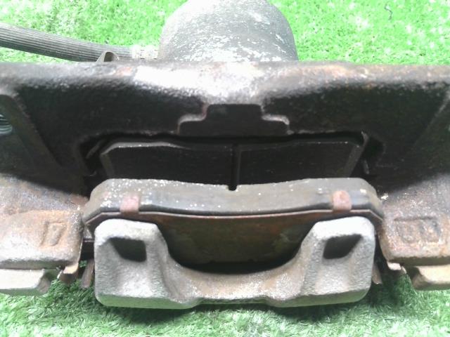 【中古】ライフ DBA-JB5 左フロントキャリパー 45019-S2K-013 自社品番250211 YR572M