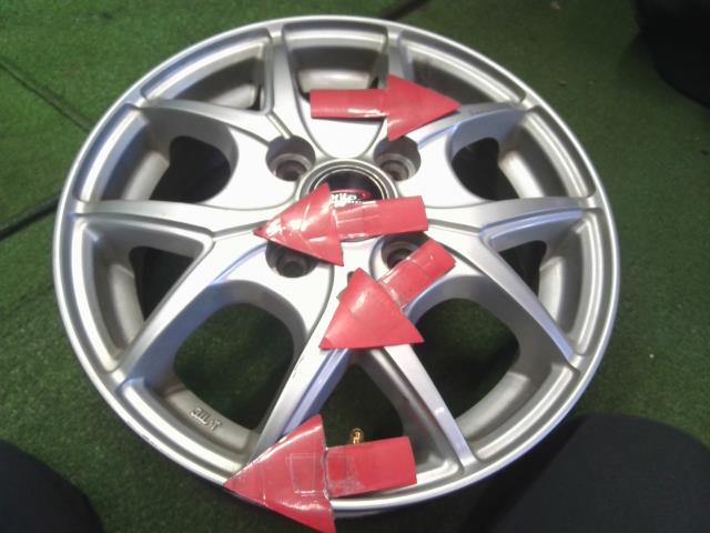 【中古】CARIFA 13インチ アルミホイール 4本 ライフ外し 自社品番250216