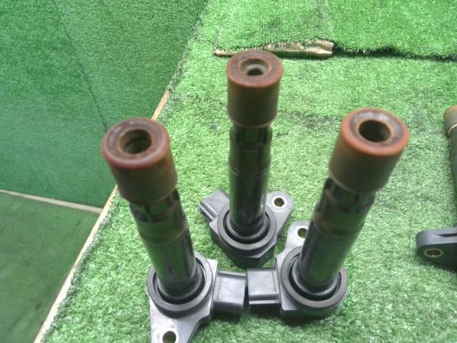 【中古】ライフ CBA-JB5 イグニッション ダイレクト コイル 30520-PXH-004 自社品番250216 NH636P