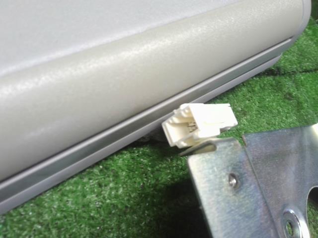 【中古】フリード DBA-GB4 リアモニター フリップダウン SANYO 08A20-8L0-711 自社品番250231 B557P