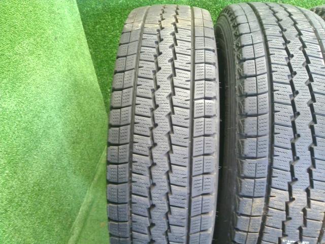 【中古】レジアスエース LDF-KDH206V タイヤ  自社品番250244 1E7