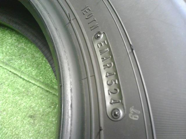 【中古】ダンロップ 夏 ノーマルタイヤ 195/80R15 4本 ダンロップ 24年製 自社品番250245