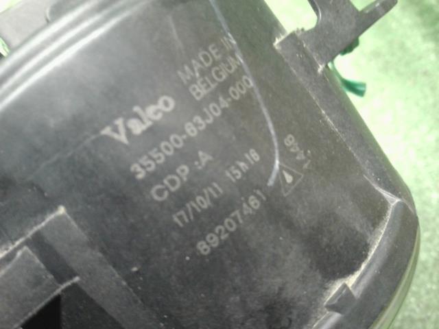 【中古】ソリオ DBA-MA15S 右フォグランプ デイライト カバー付 35500-63J04 自社品番250246 ZJ3