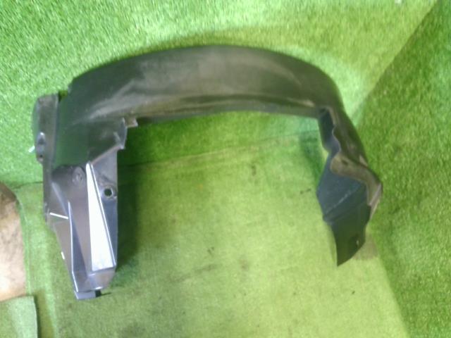 【中古】フィアット 500 ABA-31212 右フロントインナーフェンダー ライナー  自社品番250248