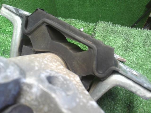 【中古】フィアット 500 ABA-31212 エンジンマウント  自社品番250248