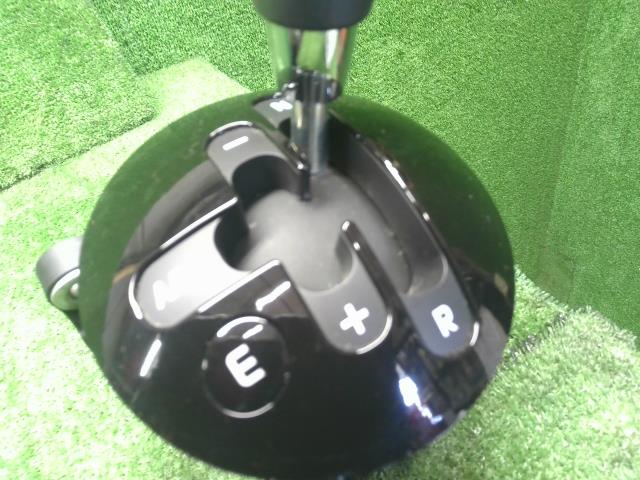 【中古】フィアット 500 ABA-31212 シフトレバー  自社品番250248