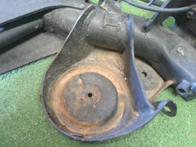 【中古】フィアット 500 ABA-31212 リアアクスルホーシング  自社品番250248