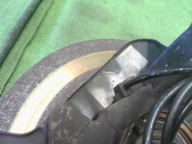 【中古】フィアット 500 ABA-31212 左フロントナックルハブ 自社品番250248